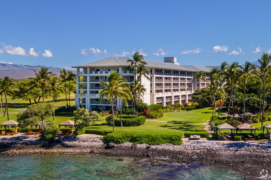 1 N Kaniku Dr, Kamuela, HI à louer - Photo du bâtiment - Image 1 de 12