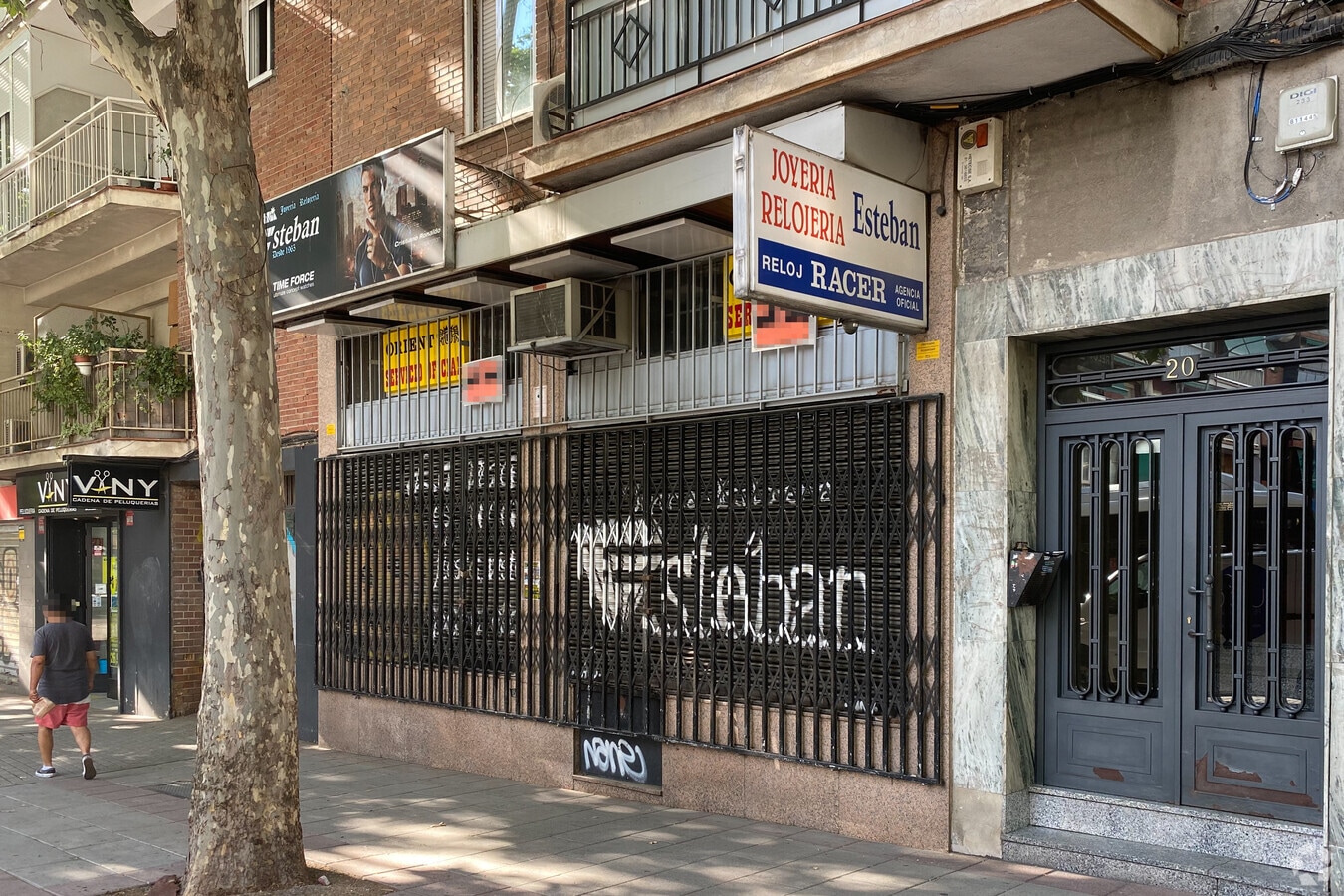 Calle San Cipriano, 20, Madrid, MAD 28032 - - - Interior Photo - Image 2 of 2