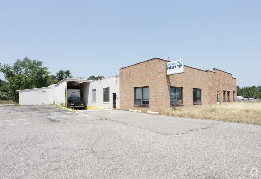 9702 Portage Rd, Portage, MI for sale - Primary Photo - Image 1 of 13