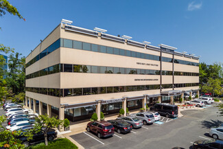 Plus de détails pour 8230 Boone Blvd, Vienna, VA - Bureau à vendre