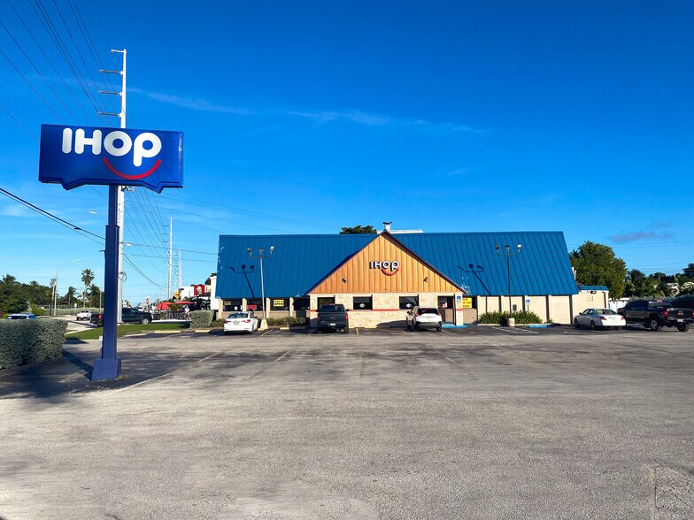 6495 Overseas Hwy, Marathon, FL à louer - Photo du bâtiment - Image 2 de 6