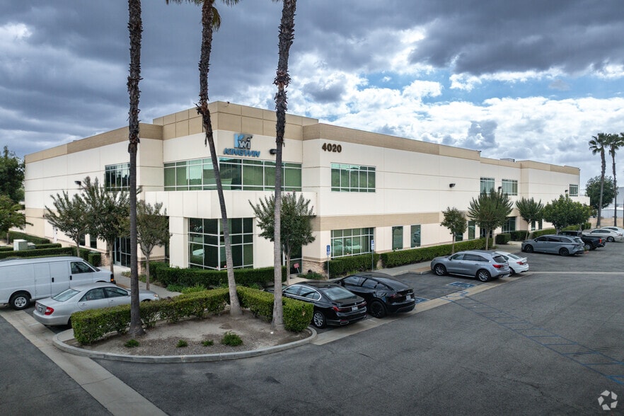 4020 W Valley Blvd, Walnut, CA for lease - Building Photo - Image 2 of 7