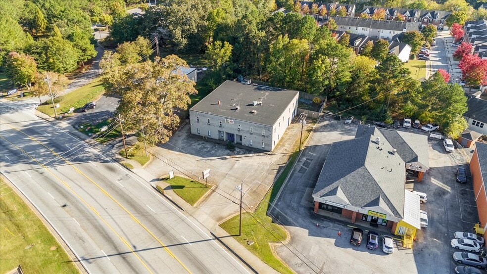 4891 Redan Rd, Stone Mountain, GA for sale - Building Photo - Image 2 of 12