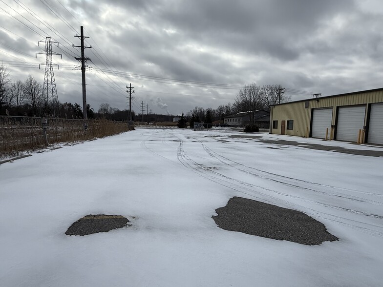 500 Cuttle Rd, Marysville, MI for sale - Building Photo - Image 3 of 6