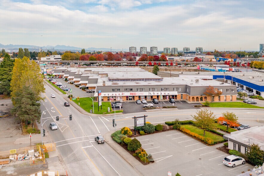 7800-7900 Alderbridge Way, Richmond, BC à louer - Photo du bâtiment - Image 2 de 5