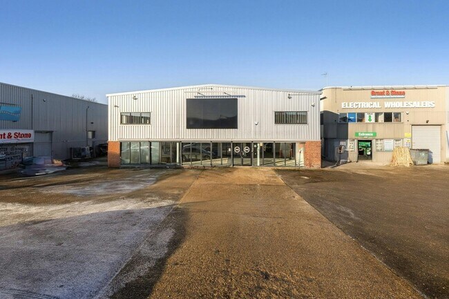 More details for 4-12 Kempson Clos, Aylesbury - Flex for Lease