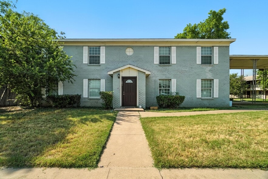 1705 S 3rd St, Abilene, TX for sale - Building Photo - Image 2 of 32