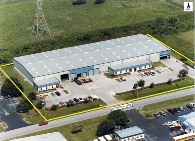 7704 Industrial Ln, Tampa, FL for sale - Building Photo - Image 2 of 7