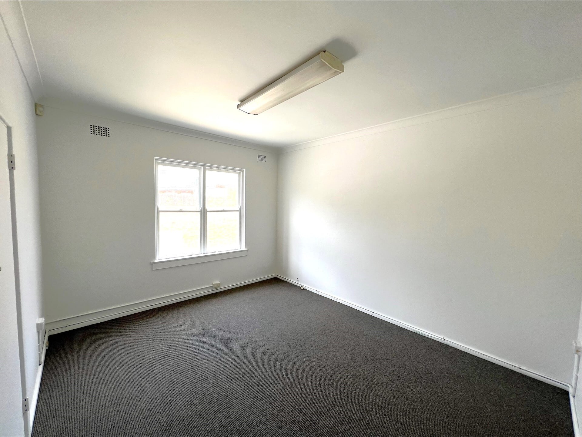 687 Pittwater Rd, Dee Why for lease Interior Photo- Image 1 of 3