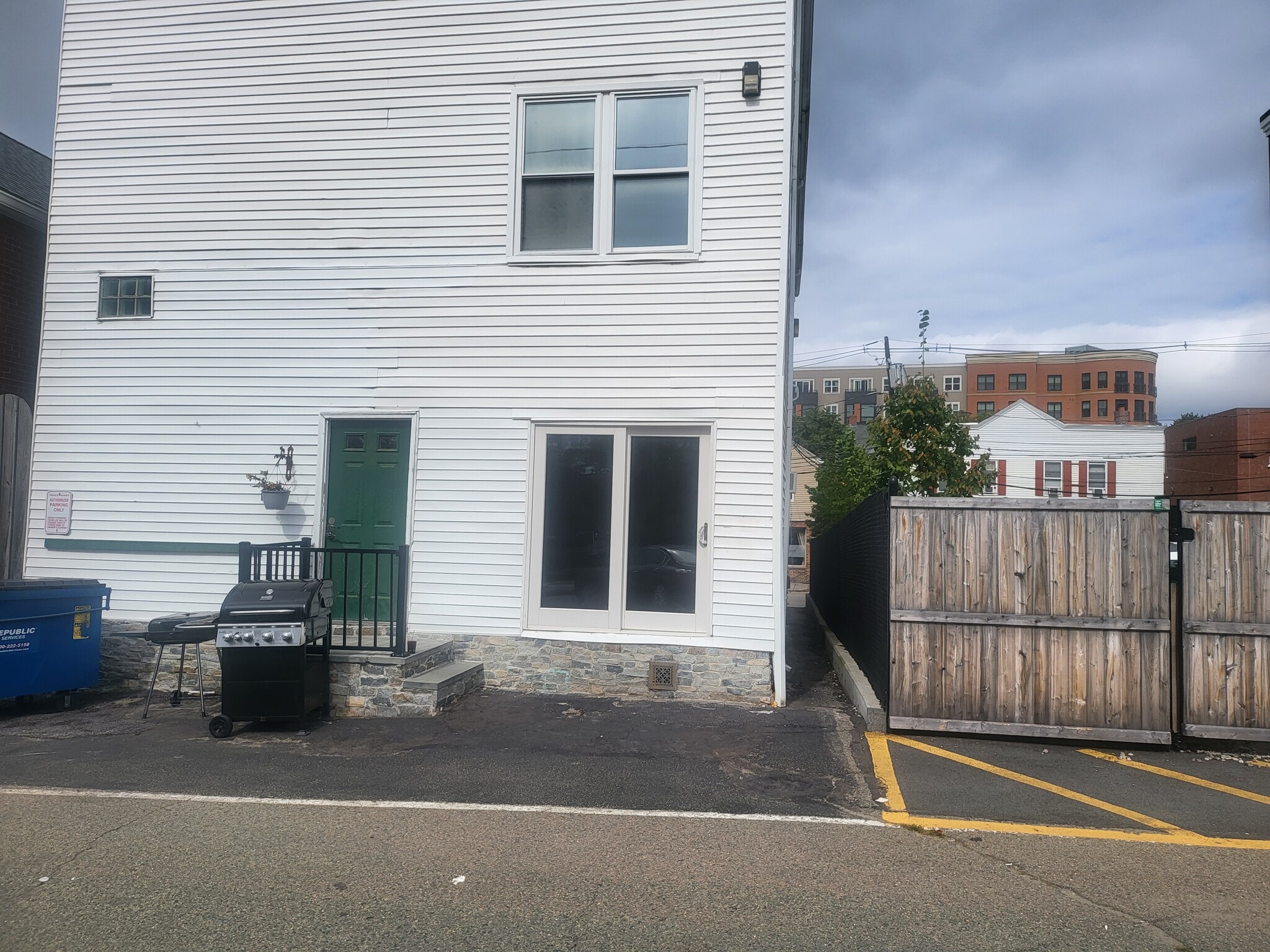 14 Felton St, Waltham, MA for lease Interior Photo- Image 1 of 9