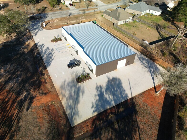 23516 Haven Blvd, Ponchatoula, LA à vendre - Photo du bâtiment - Image 2 de 18