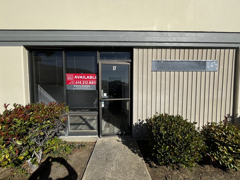 100 N Hill Dr, Brisbane, CA for lease - Building Photo - Image 1 of 9