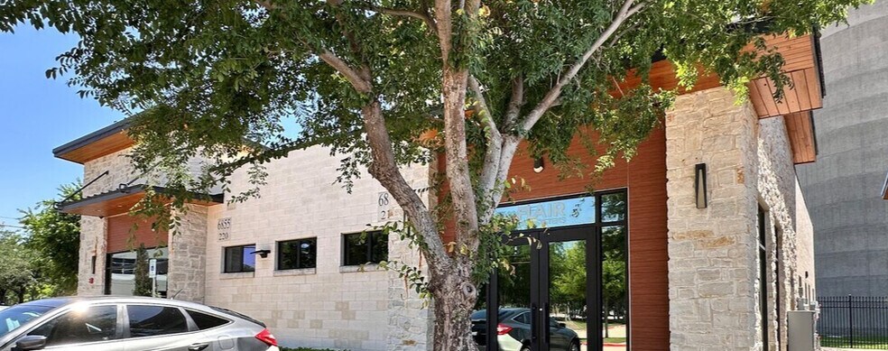 6855 Communications Pky, Plano, TX à vendre - Photo du bâtiment - Image 1 de 5