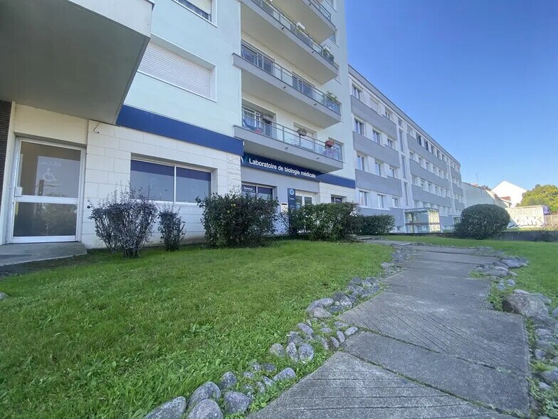 Bureau dans Saint-Herblain à vendre - Photo du bâtiment - Image 1 de 5