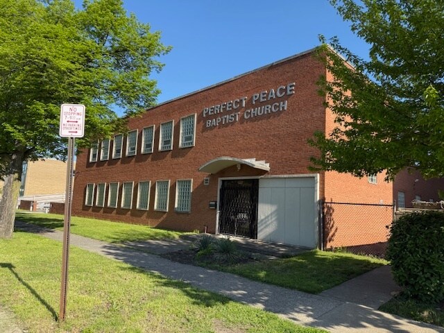 12001 Shaker Blvd, Cleveland, OH à vendre - Photo du bâtiment - Image 2 de 45