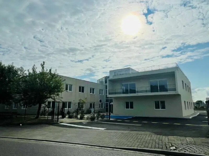22 Rue Du 35Eme Regiment D'Aviation, Bron for sale Building Photo- Image 1 of 8