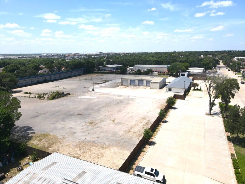 421 Compton Ave, Irving, TX à louer - Aérien - Image 3 de 9