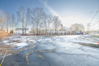 Plus de détails pour 114 E Main St, Plainville, CT - Commerce de détail à louer