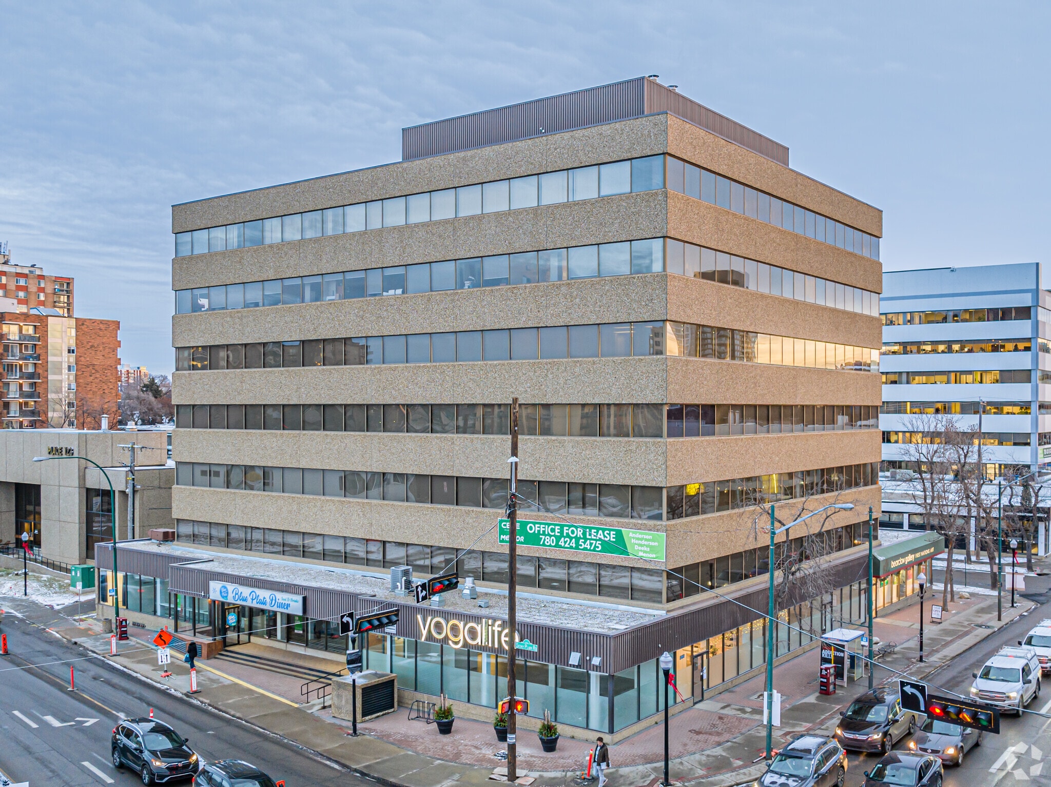 12323 Stony Plain Rd NW, Edmonton, AB for lease Primary Photo- Image 1 of 14