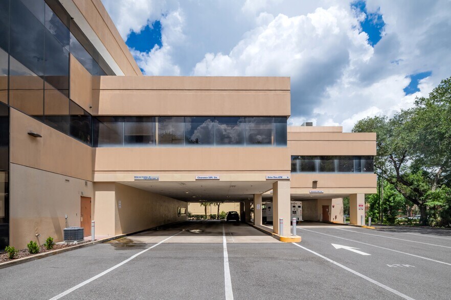 460 E Altamonte Dr, Altamonte Springs, FL à louer - Photo du bâtiment - Image 3 de 6