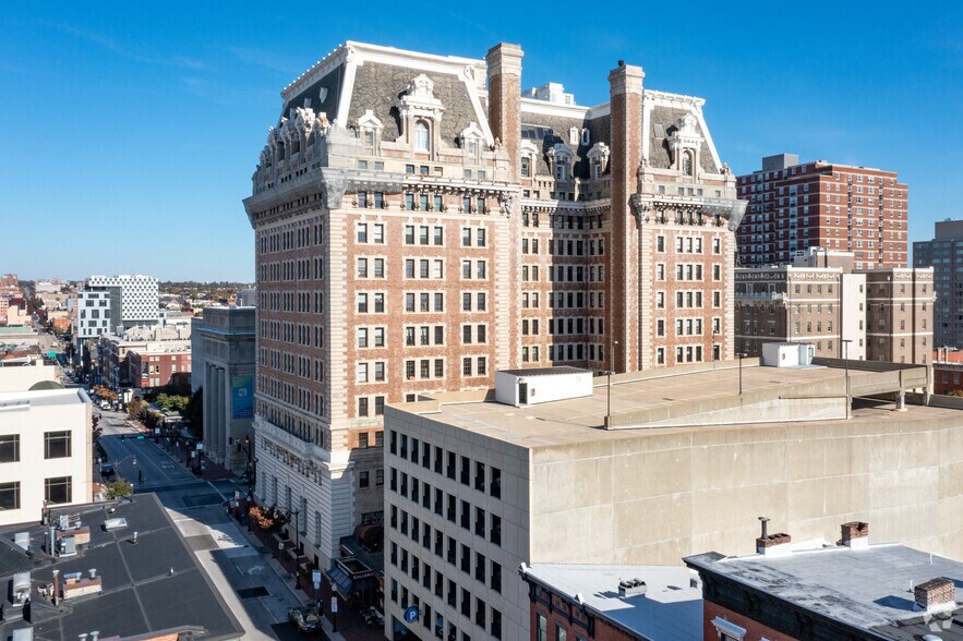 1023 N Charles St, Baltimore, MD à louer - Photo du bâtiment - Image 2 de 4