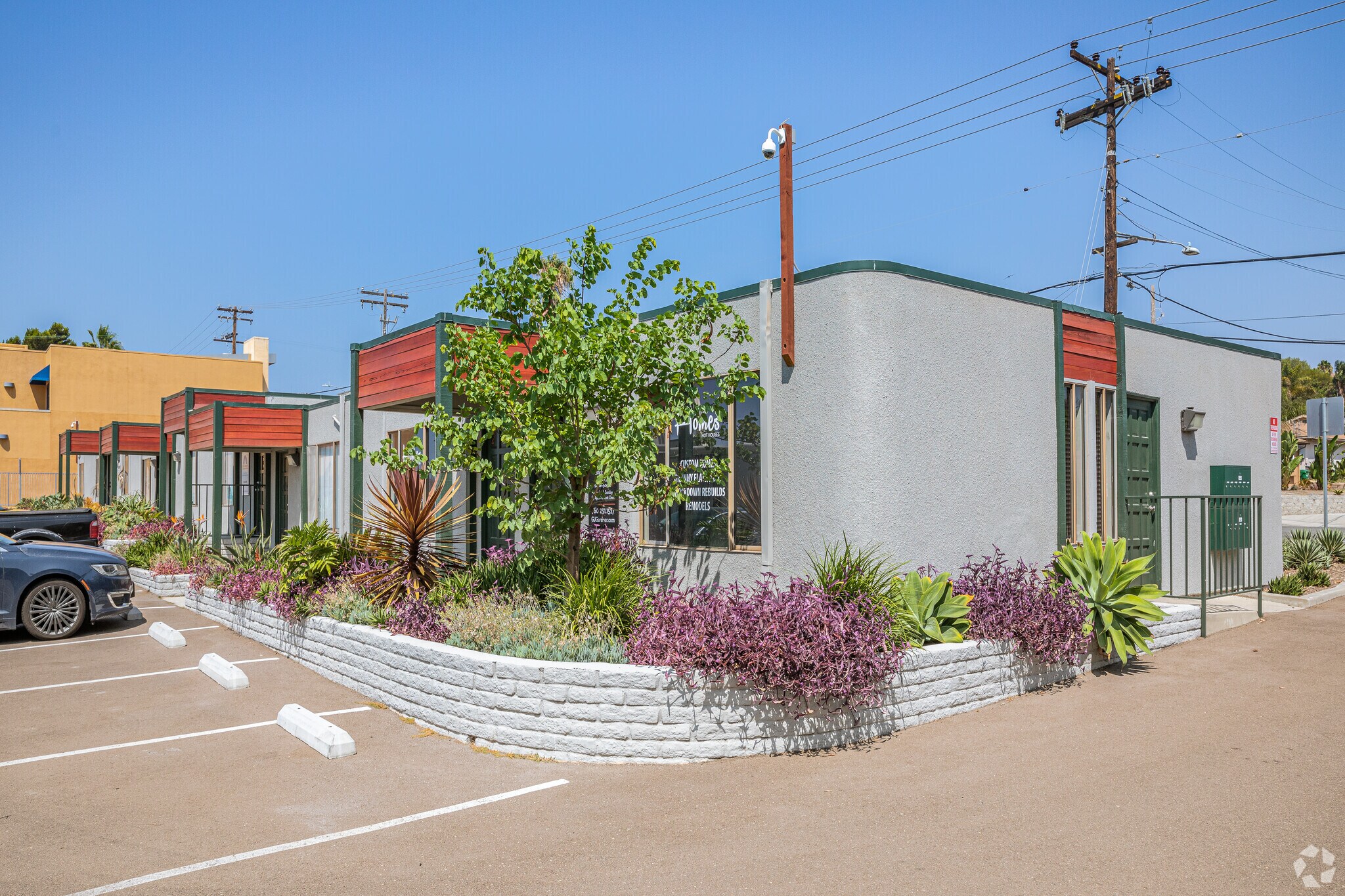 2821 Oceanside Blvd, Oceanside, CA for lease Building Photo- Image 1 of 9