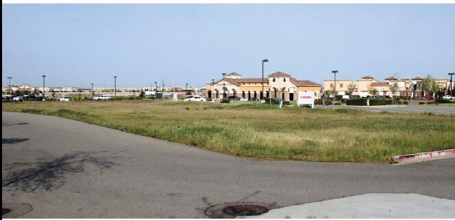 861 Sterling Pky, Lincoln, CA for sale - Building Photo - Image 2 of 3