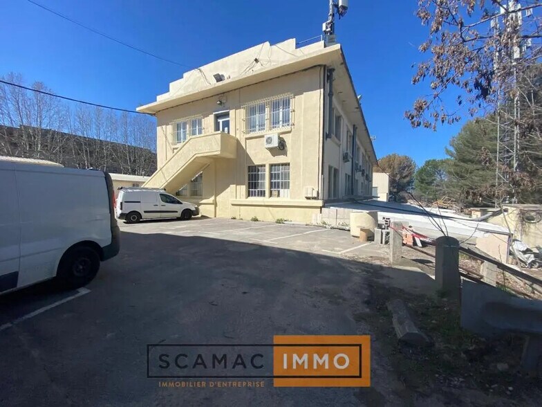 Office in Gardanne for lease - Building Photo - Image 3 of 4