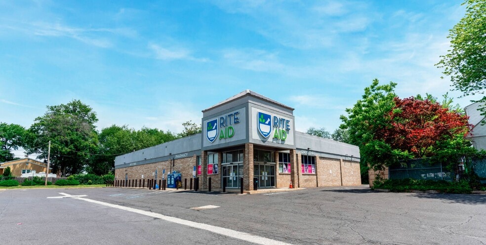 2503 Welsh Rd, Philadelphia, PA for lease - Building Photo - Image 1 of 5