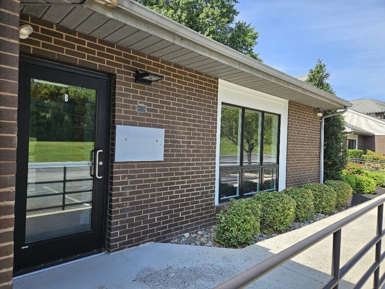 1450 E Boot Rd, West Chester, PA for sale - Building Photo - Image 2 of 9