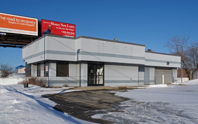 Plus de détails pour 3043 S Dort Hwy, Flint, MI - Commerce de détail à vendre