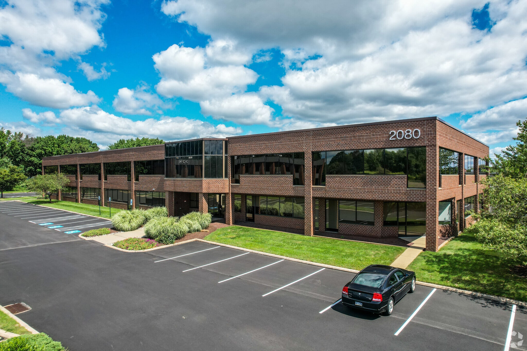 2080 Cabot Blvd W, Langhorne, PA à louer Photo principale- Image 1 de 12