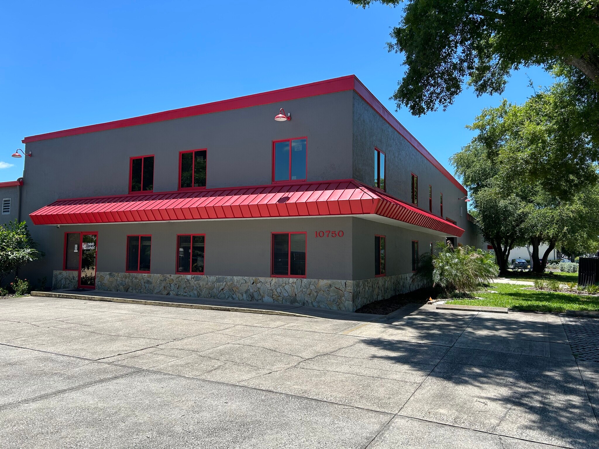 10750 Endeavour Way, Seminole, FL à vendre Photo principale- Image 1 de 1