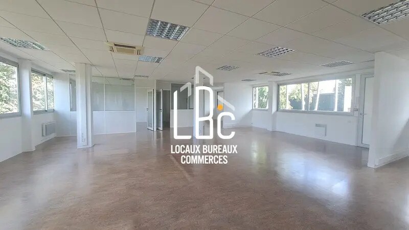 1 Rue Viau, Rezé à louer Photo du bâtiment- Image 1 de 13