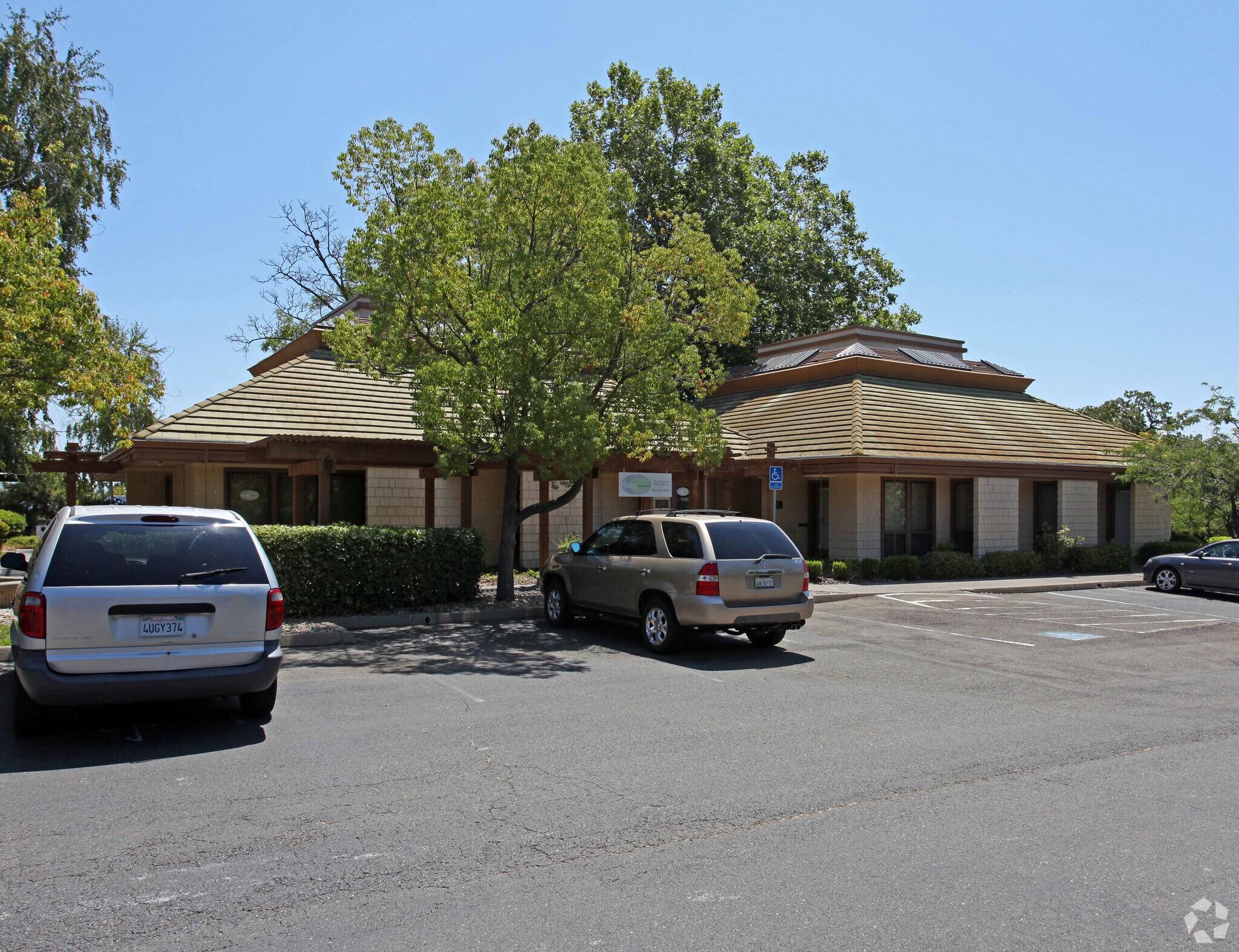 7816 Uplands Way, Citrus Heights, CA for lease Building Photo- Image 1 of 21