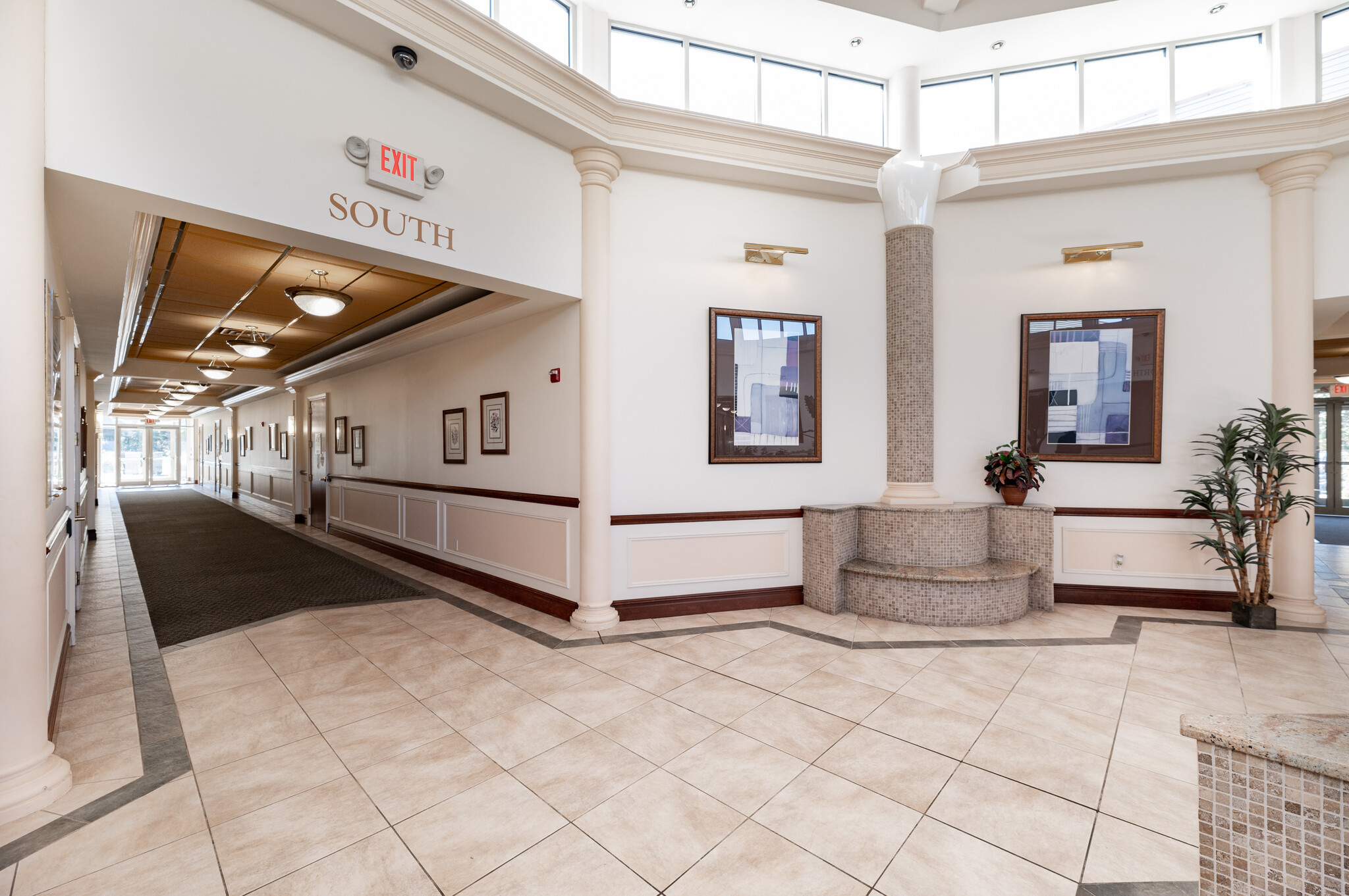 2 Medical Park Dr, West Nyack, NY for lease Lobby- Image 1 of 38