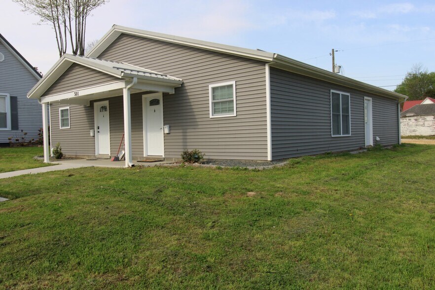 501 S Race St, Princeton, IN à vendre - Photo du bâtiment - Image 2 de 15