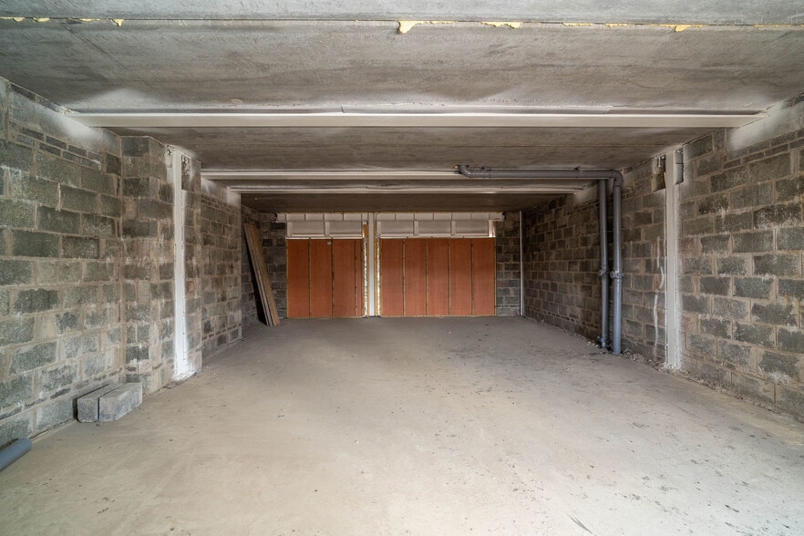 1 Builyeon Rd, South Queensferry for sale - Interior Photo - Image 2 of 3