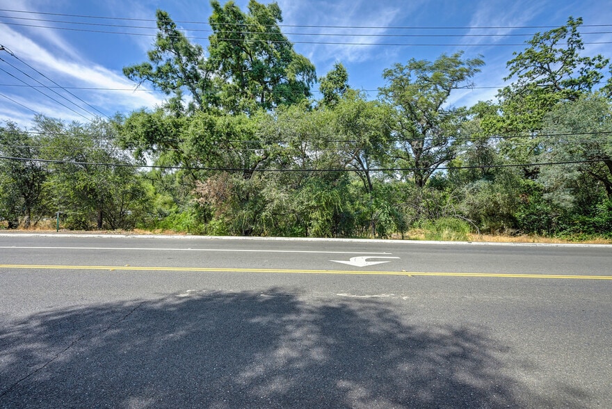 8915 Oak Ave, Orangevale, CA for sale - Building Photo - Image 3 of 18