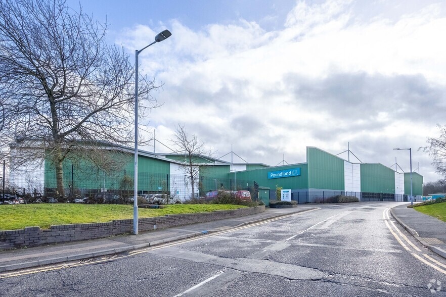 Springvale Av, Bilston for lease - Building Photo - Image 2 of 2