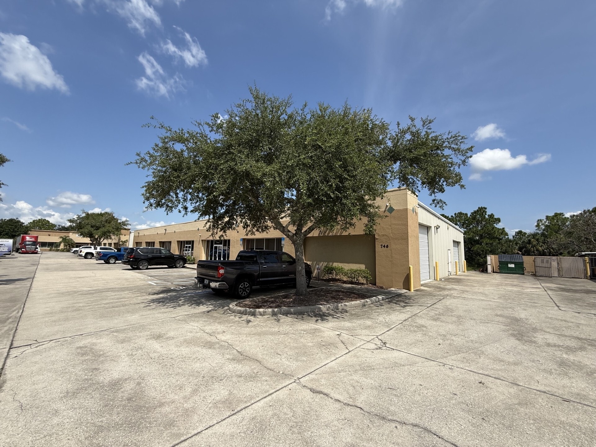 746 North Dr, Melbourne, FL à louer Photo intérieure- Image 1 de 11