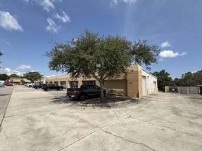 746 North Dr, Melbourne, FL à louer Photo intérieure- Image 1 de 11