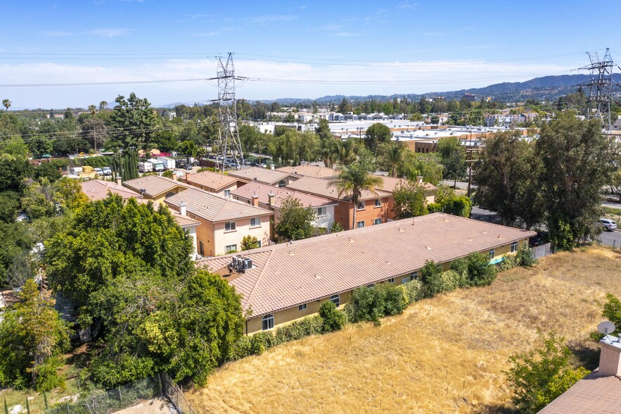 18831 Topham St, Tarzana, CA à vendre - Photo du bâtiment - Image 1 de 1