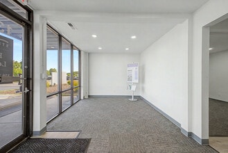 1381 South Park Dr, Kernersville, NC for lease Interior Photo- Image 1 of 4