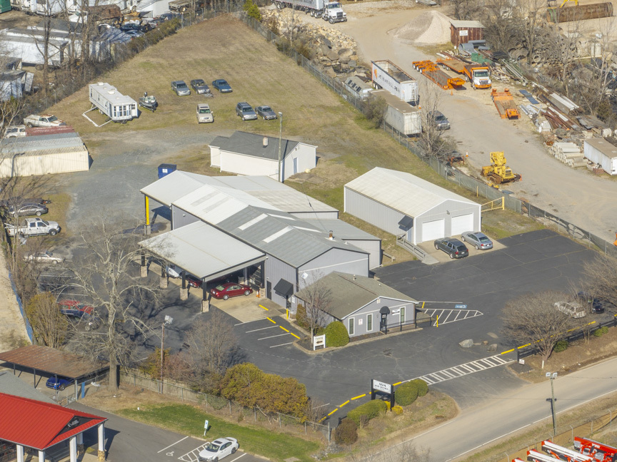 12715 Downs Cir, Pineville, NC for lease Building Photo- Image 1 of 7