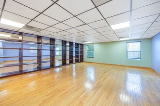 6702 Bergenline Ave, West New York, NJ à louer Photo intérieure- Image 2 de 15