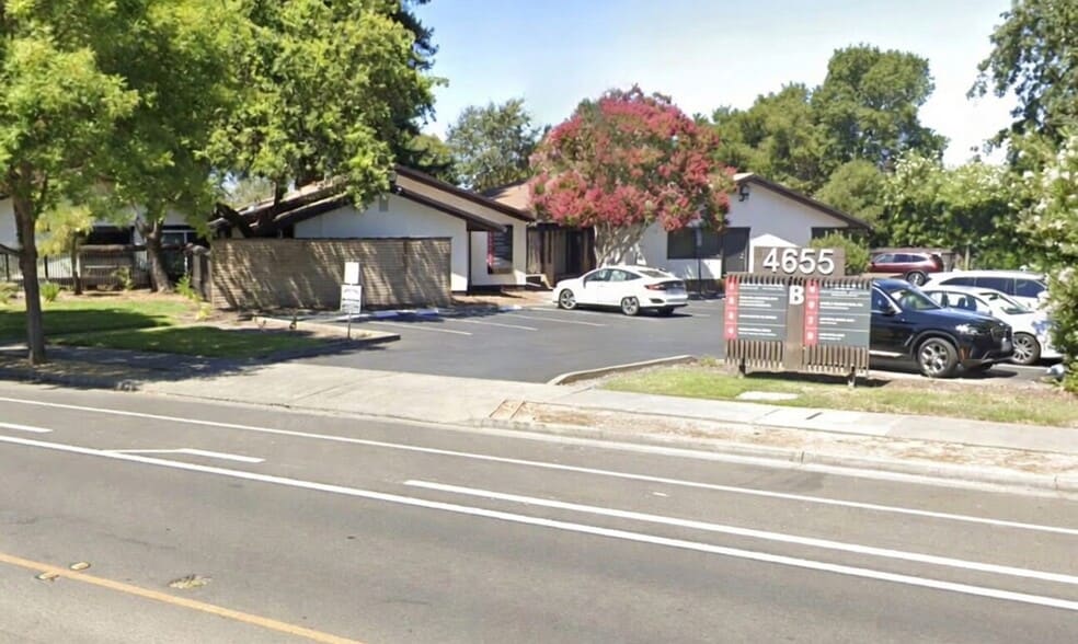 4655 Hoen Ave, Santa Rosa, CA for sale - Building Photo - Image 1 of 15