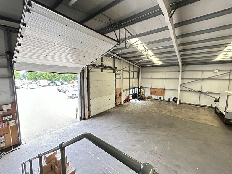 Newark Rd, Peterborough à louer - Photo du bâtiment - Image 3 de 12