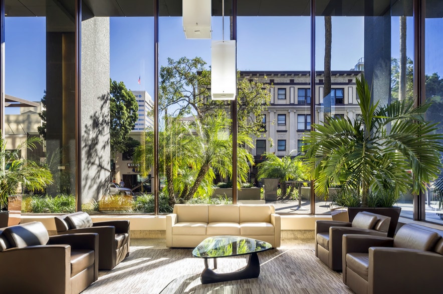 600 B St, San Diego, CA for lease - Lobby - Image 3 of 20