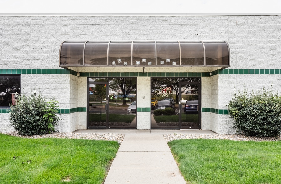 7525 E 39th St, Indianapolis, IN for lease - Primary Photo - Image 1 of 1